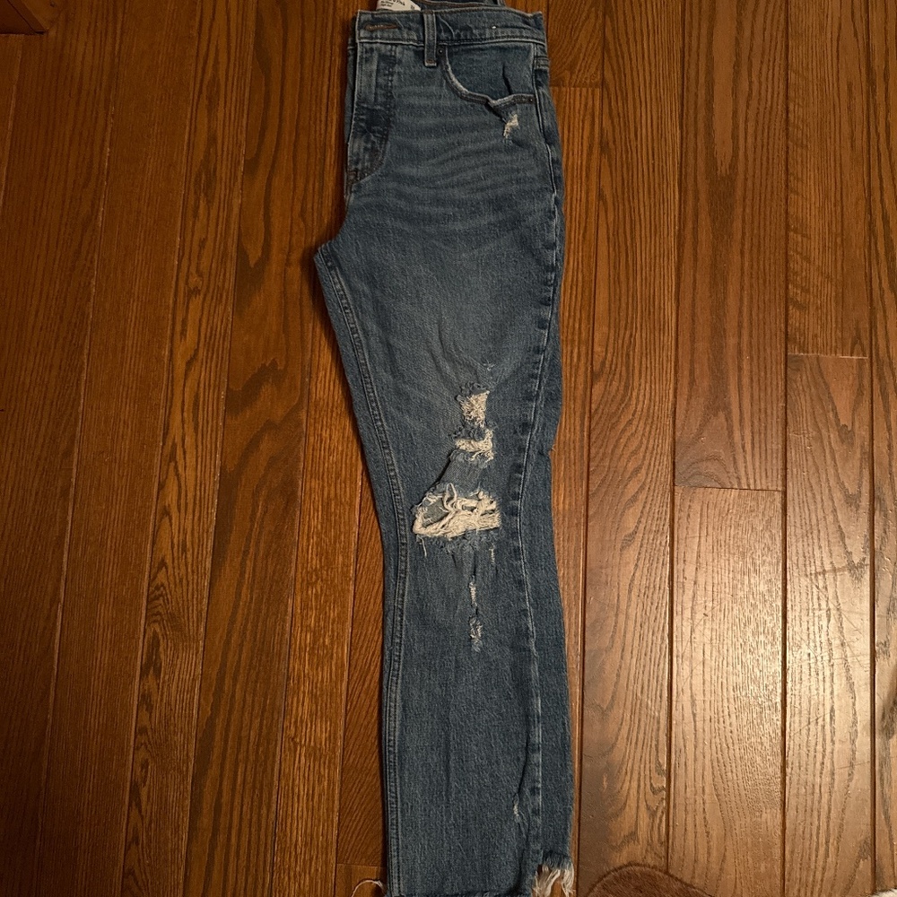 Abercrombie women’s jeans